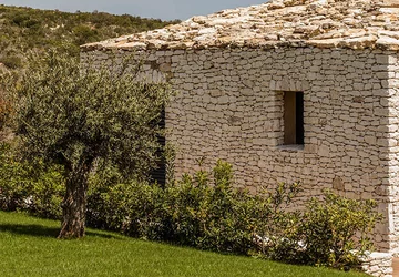  - Hôtel Version Maquis Santa Manza