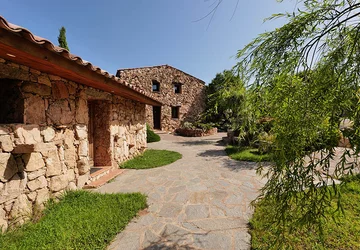- Domaine Pozzo di Mastri Ferme Auberge