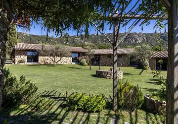  - Domaine Pozzo di Mastri Ferme Auberge 