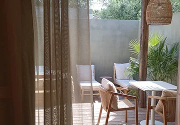 - Hôtel Les Suites du Maquis