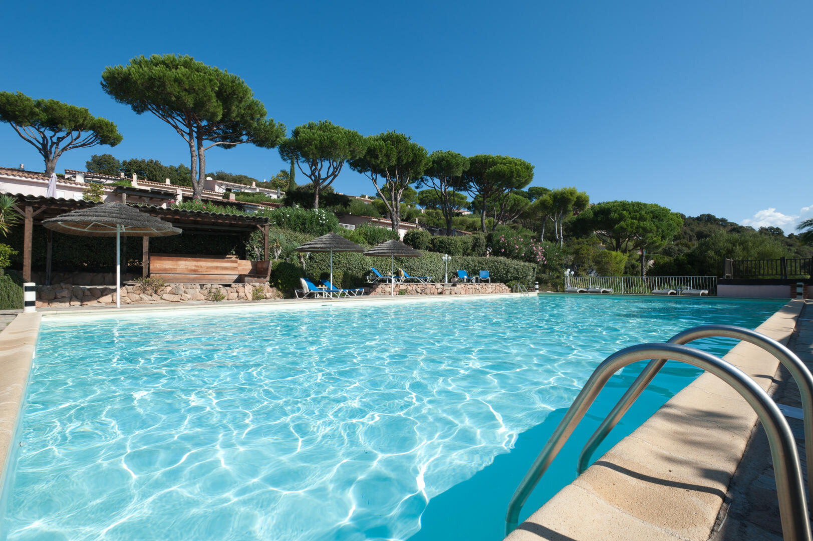 Location - RESIDENCE MARINA DI SANTA GIULIA - Corsicatours