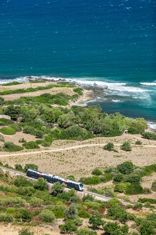 Train en bord de mer - Haute Corse