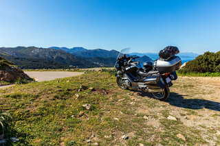Moto sur les routes de Corse