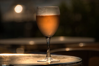 Verre de Rosé corse